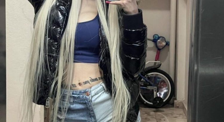 Duygusal Buluşmalar İçin Güzel Hatununuz Konaklı Travesti Fidan